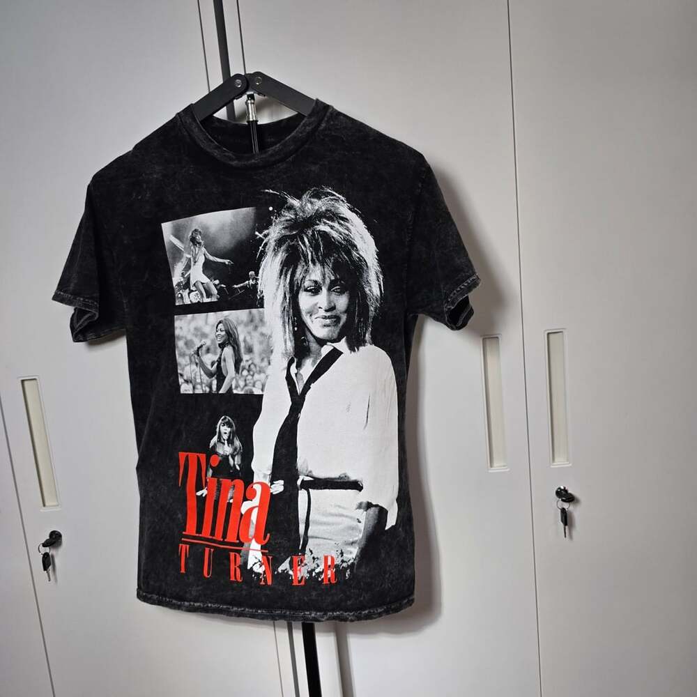 Tina Turner Vintage Wash Photo Collage Graphic T-Shirt Black Size XS